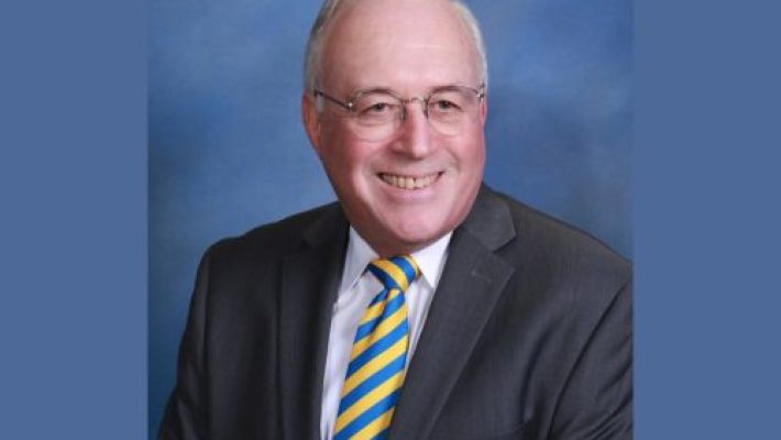 Abraham M. Hoffmann Solo