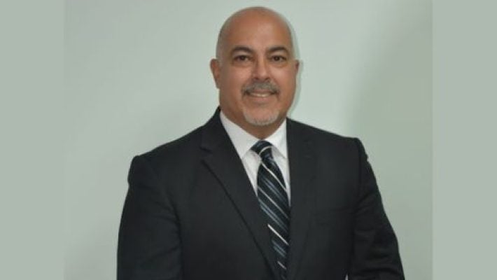 Alberto H. Hernandez Solo