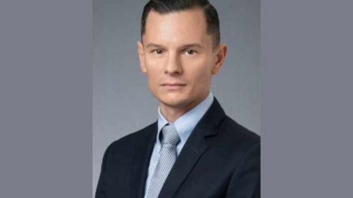 Alexander Sasha Bau Solo