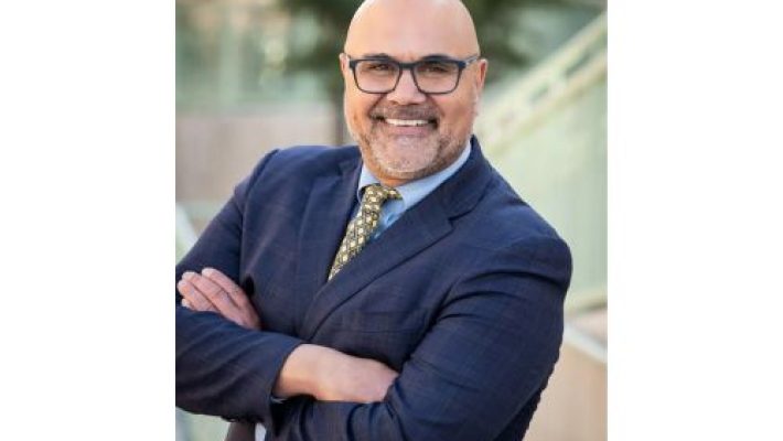 Ali Farhang Solo