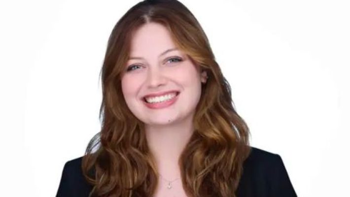 Allissa Aardema Solo