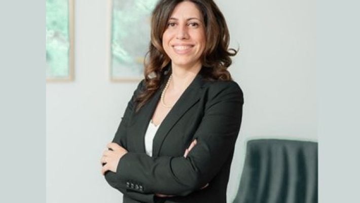 Ameneh Maghzi Solo