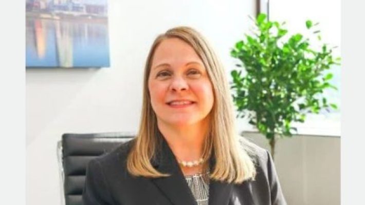 April Hollon Gatlin Solo