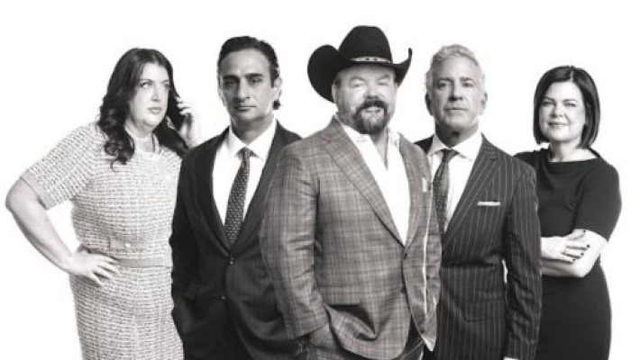 Arnold Shokouhi With Team