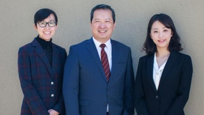 Arthur Lin with team
