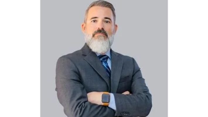 Ben J. Raia solo