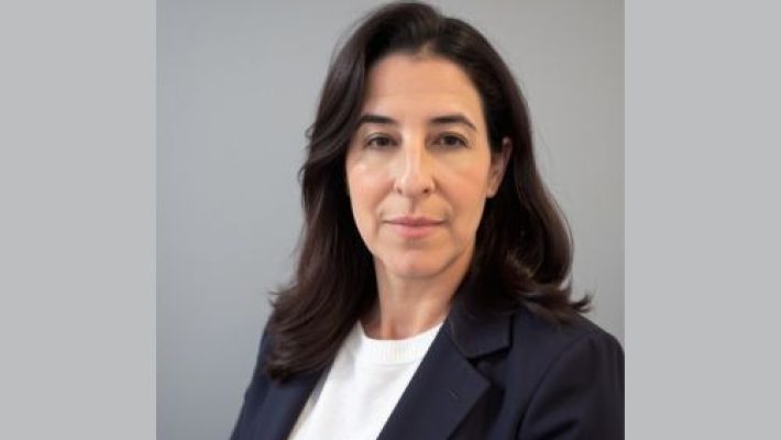 Brandie Barrows solo