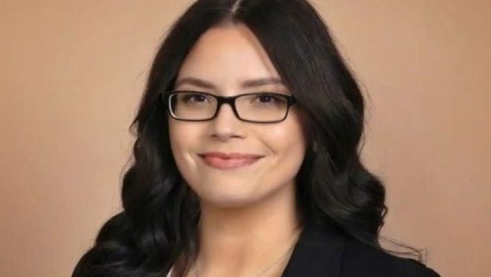 Caitlin E. Klosowsk Solo