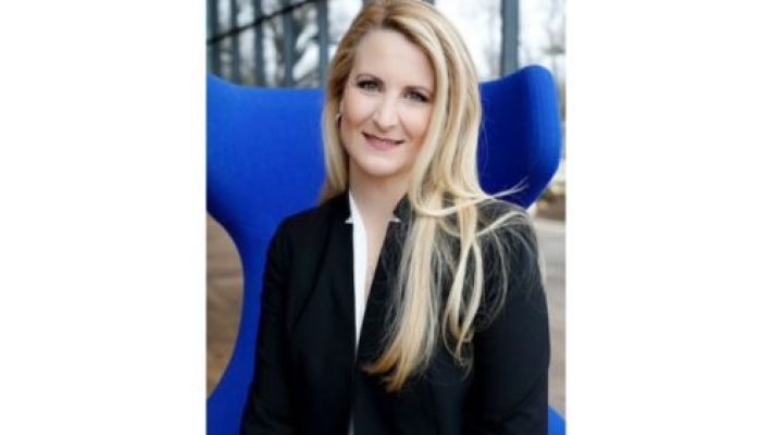 Catherine J. Graddy solo