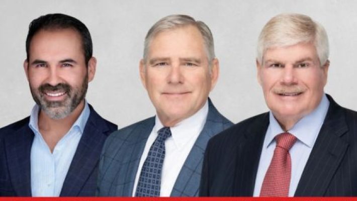 Cesar Tavares with team