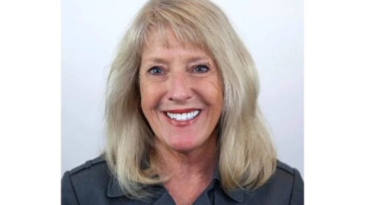 Connie Taylor Henderson solo