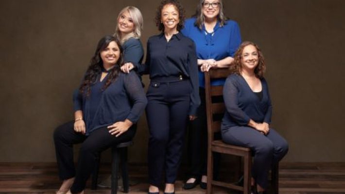 Cristina Steele-Kaplan With Team