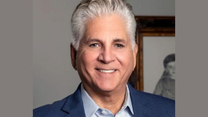 Daniel J. Fernandez Solo