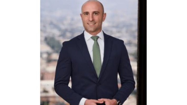 Daniel Moaddel solo