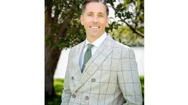 Edward S. Hruska III Solo