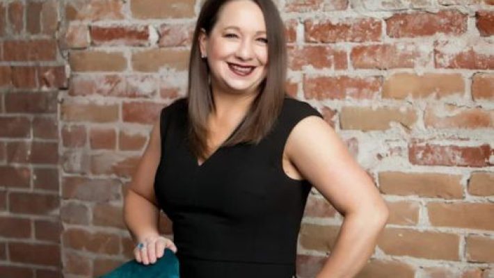 Elisa G. Massoth solo