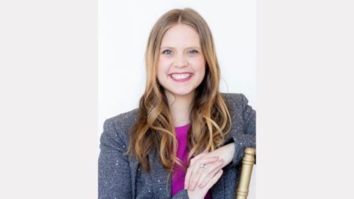 Emilee Morris Ratcliff Solo