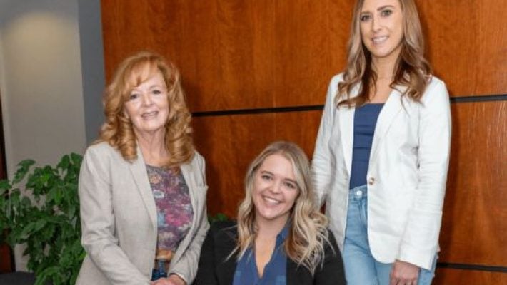 Emily Mansoor With Team