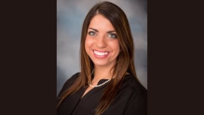 Jessica Farris Salonus Solo