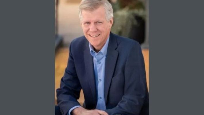 John W. Dalton Solo