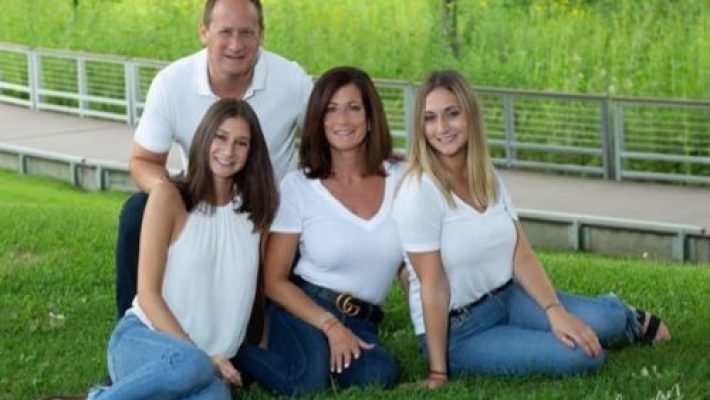 Jonathan Abrahams Gallery Image