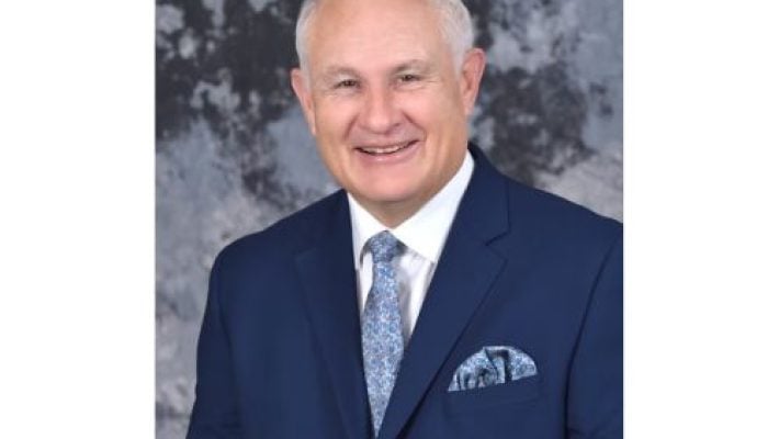 José T. Brown solo