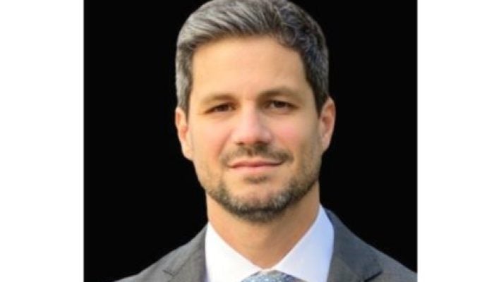 Julio Oyhanarte solo