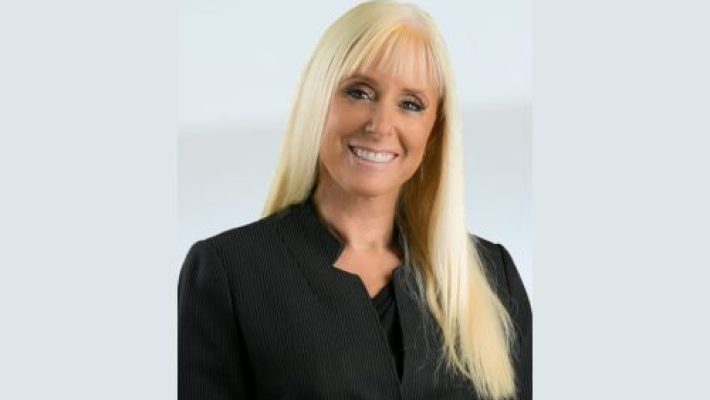 Karen L. Karavatos solo