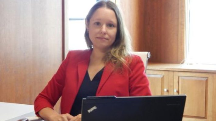 Kelly L. Petrakis Solo