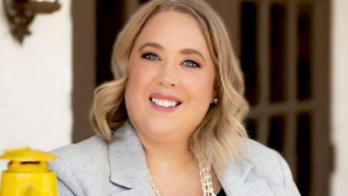 Kristen Stanley-Wallace Solo