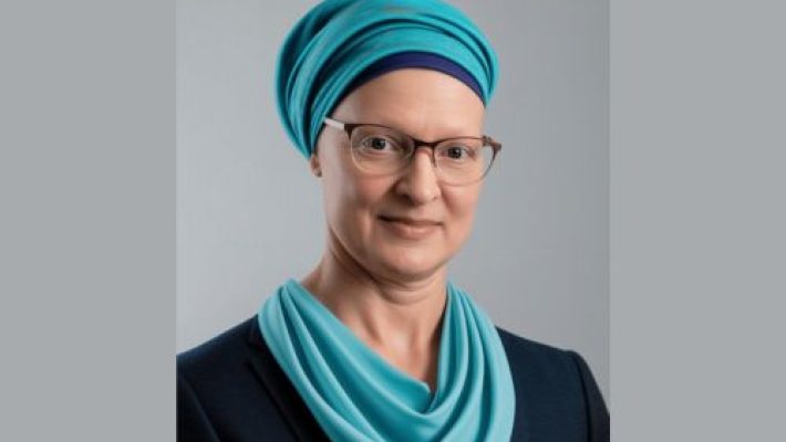 Laura J. Martin solo