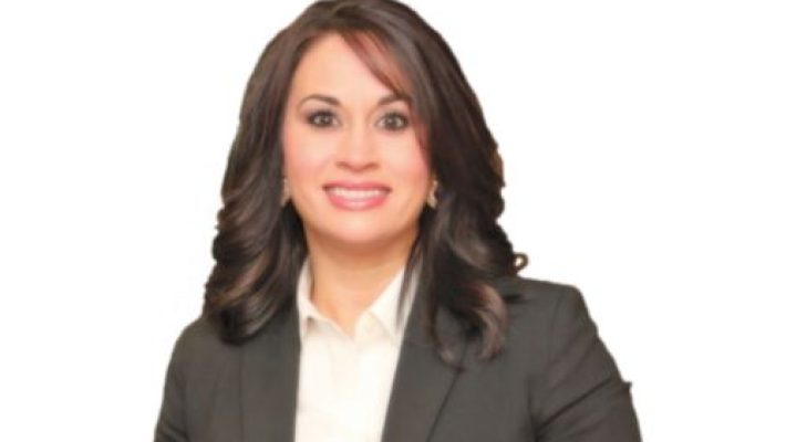 Laura K. Castillo Solo