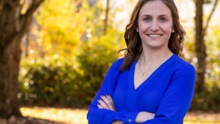 Laura R. Zaro Solo