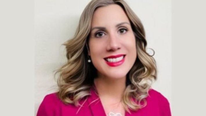 Laura Talamantes Solo