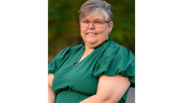 Leslee F. Hughes solo
