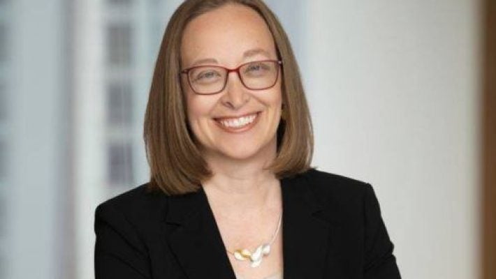 Lindsay Harrison Solo