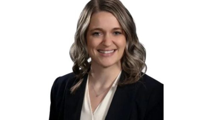 Lindsey Holcumbrink Solo