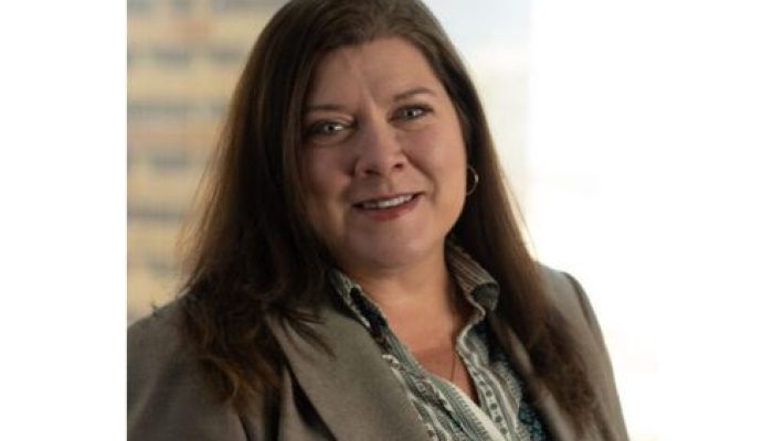 Lisa Gentile solo