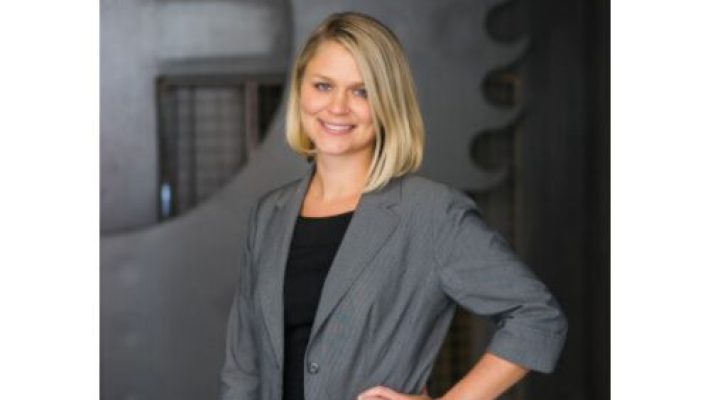 McKenzie R. Blau Solo