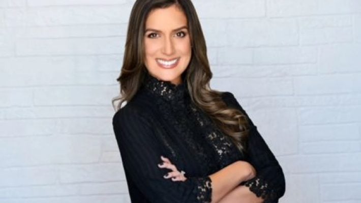 Meet Yanitza Schoonover Solo