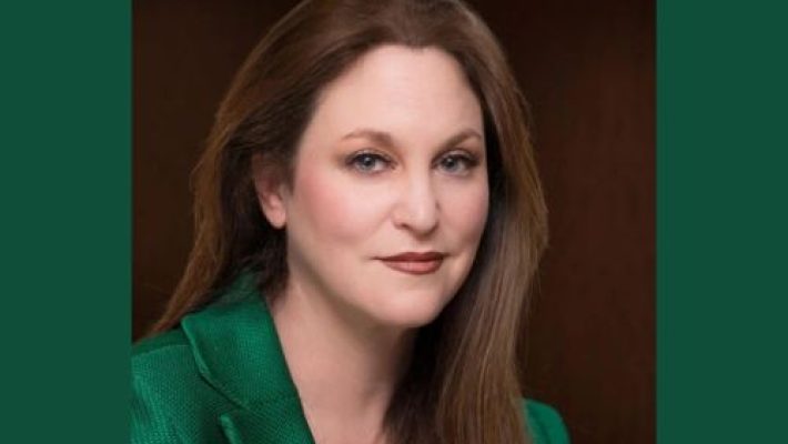 Mia I. Frieder solo