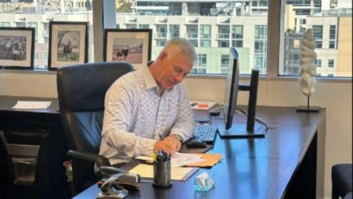 Michael E. Kraut Solo