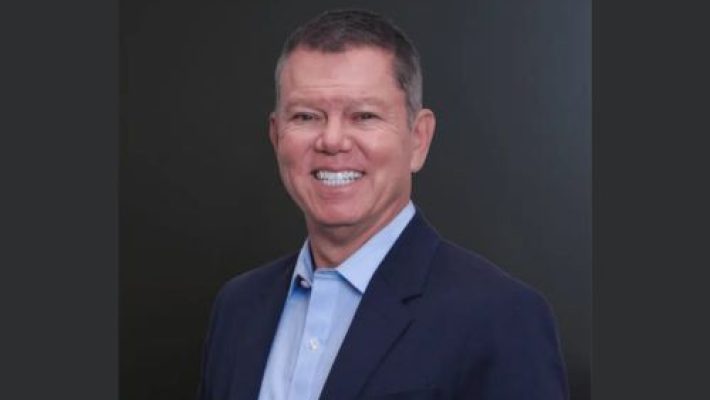 Michael G. Hostilo solo