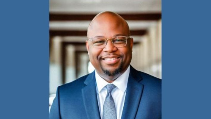 Michael Hollins solo