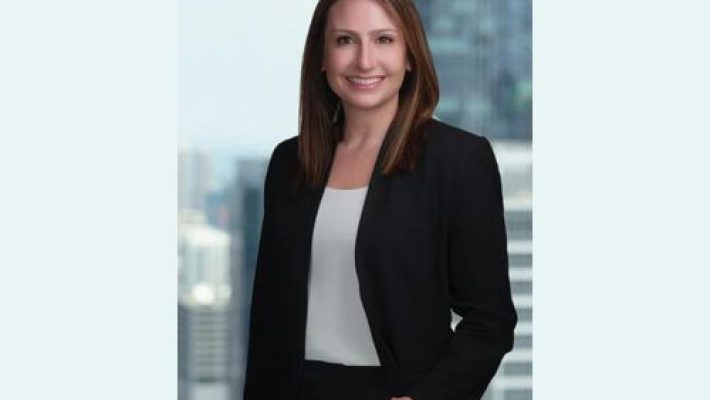 Nicole Valenti Solo