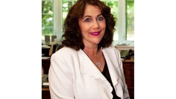 Paula Silverstein solo