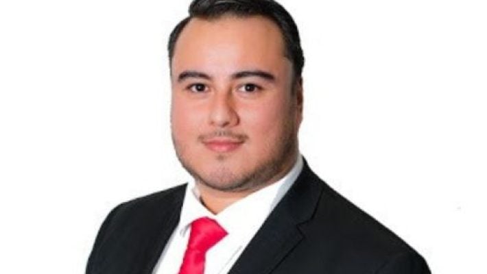 Pedro L. Santana solo