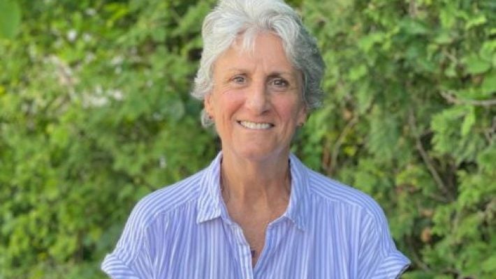 Priscilla B. Dubé Solo