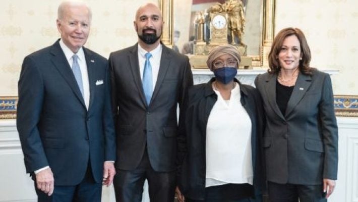 Qusair Mohamedbhai Solo