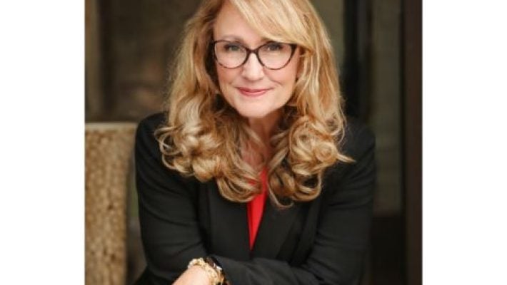 Stacey L. Janssen Solo